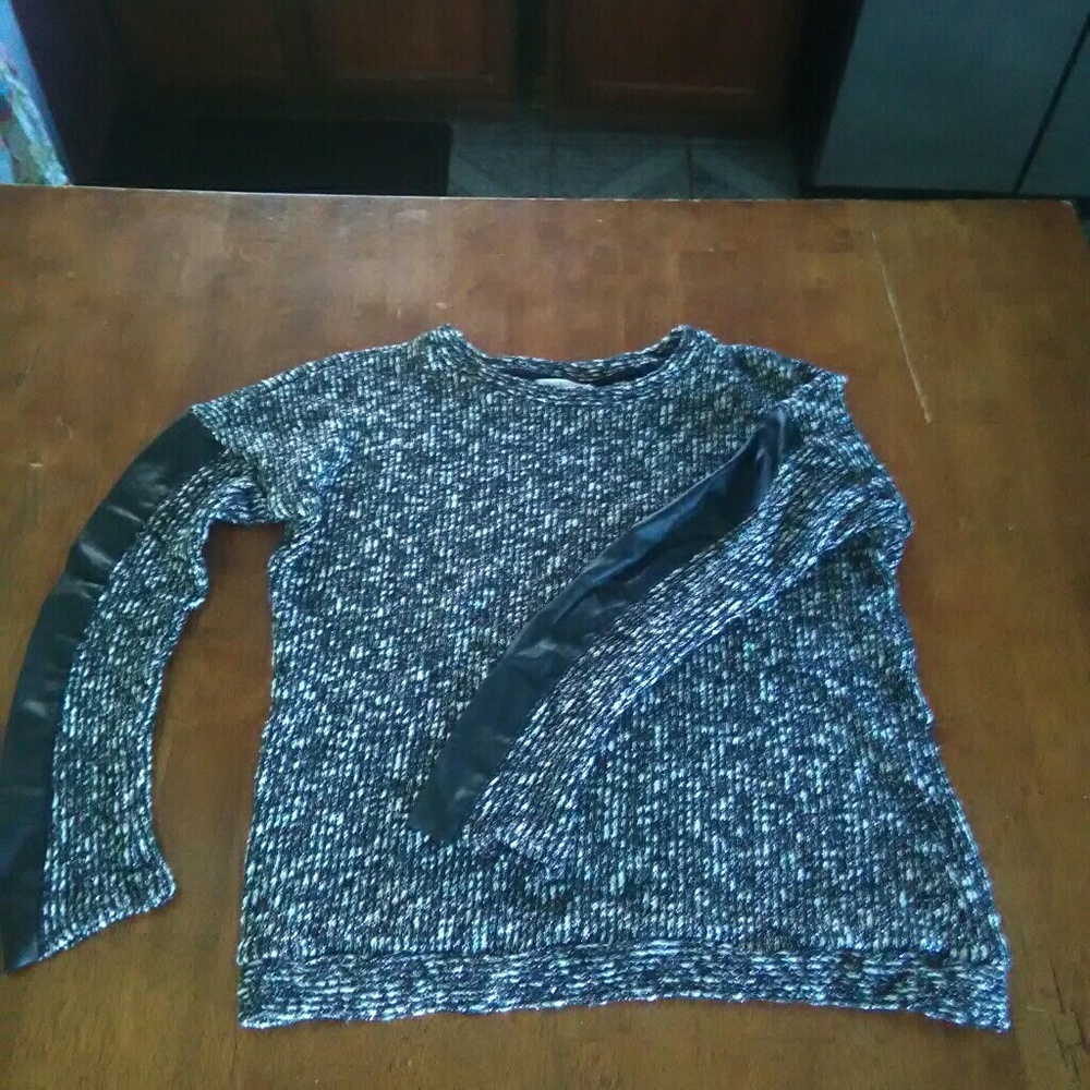 Cute shirt-sweater